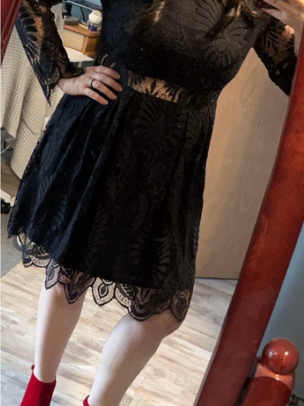 Black Lace Long-Sleeve Dress - Picture 4 of 4